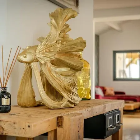 La Des Vagues Villa *