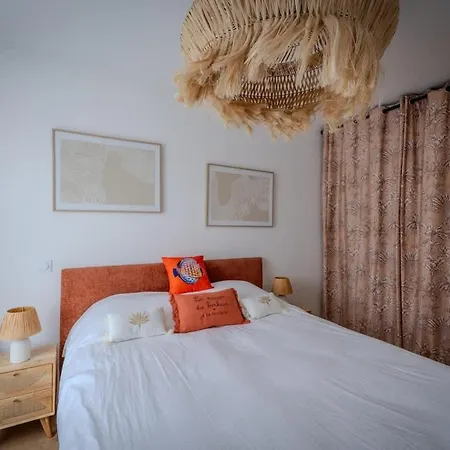 La Des Vagues Villa *