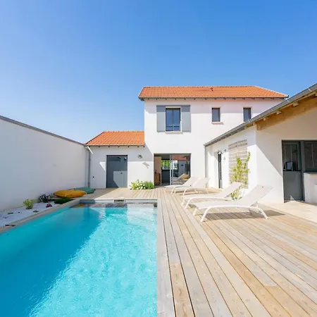 La Des Vagues Villa