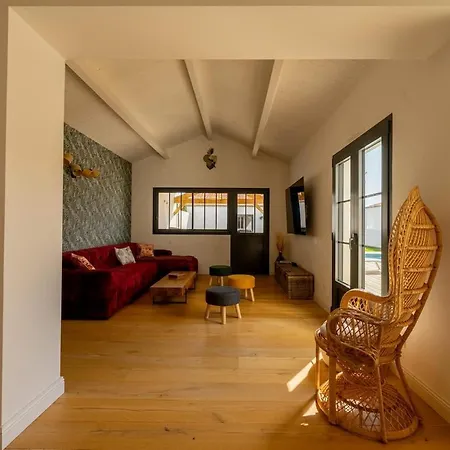 La Des Vagues Villa