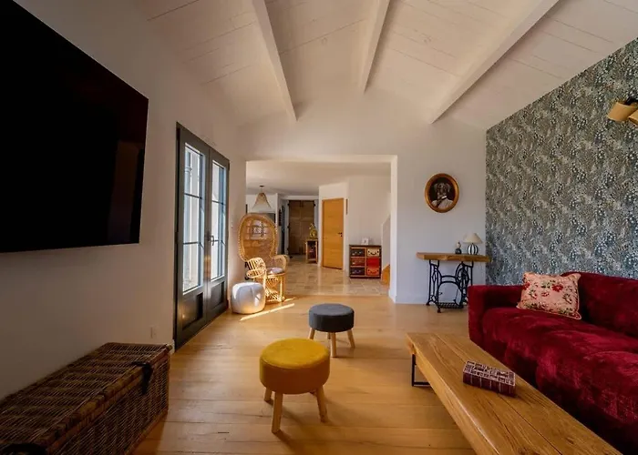 La Des Vagues Villa *